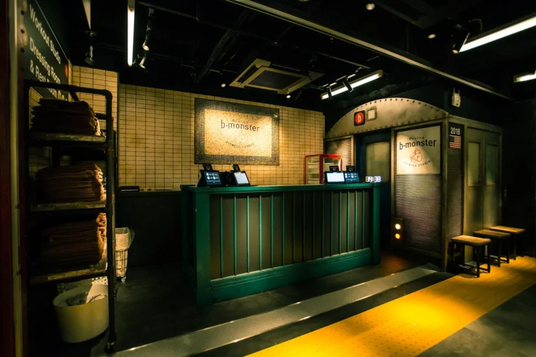 b-monster 池袋スタジオの店舗写真