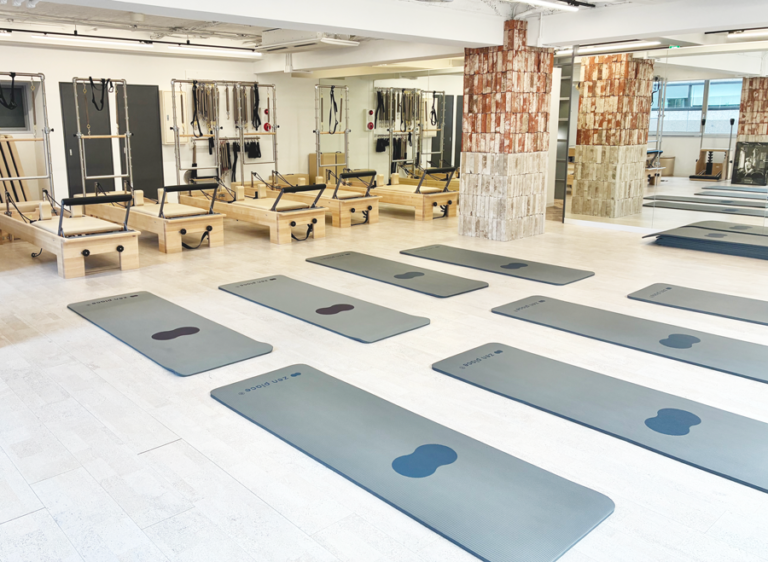 zen place pilates 浜町の店舗写真