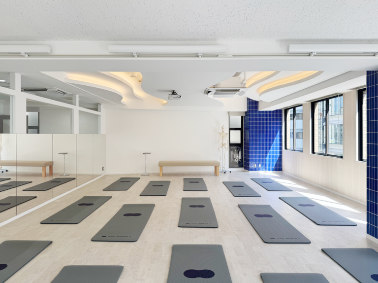zen place pilates 人形町の店舗写真