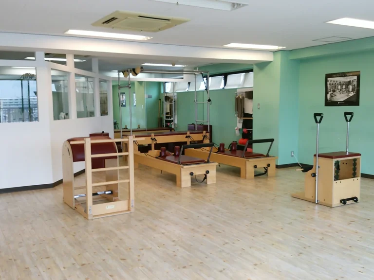 zen place pilates 調布の店舗写真